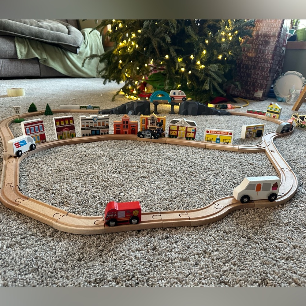 Vehicles, Buildings, Signs & Bridge J adore Super Mega City World Train Set